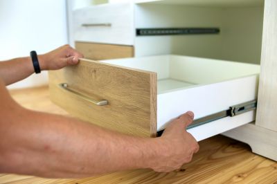 Smooth, easy-to-operate drawer slides make drawers open